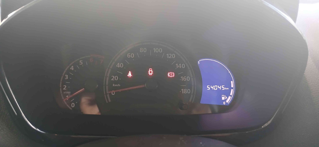 kwid outsider 1.0 mt 202010