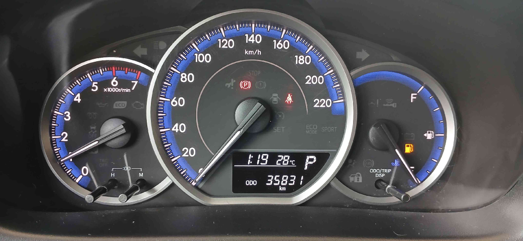 yaris hatch xl 1.5 cvt9