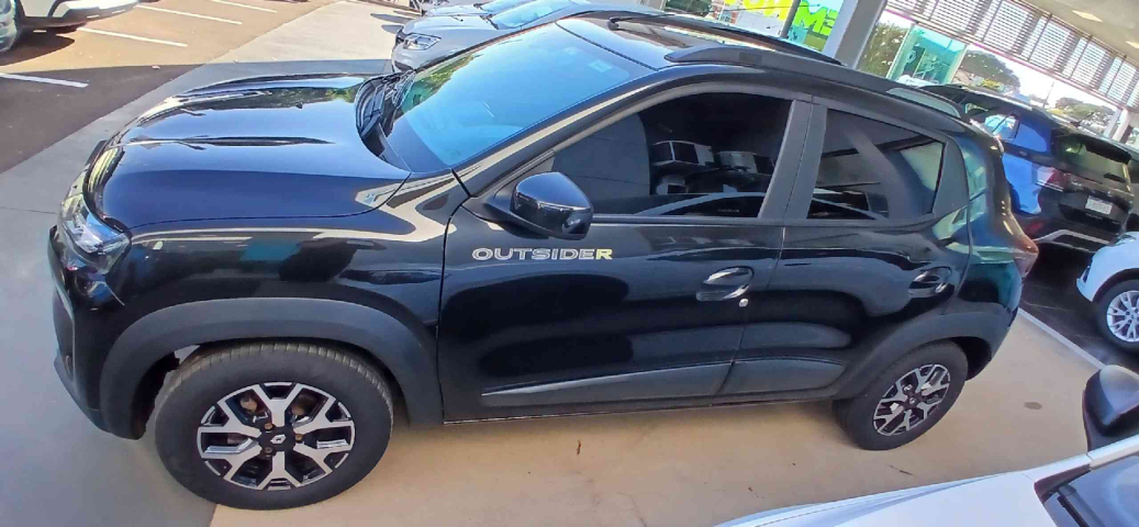 kwid outsider 1.0 12v1