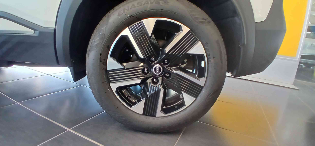 kicks advance 1.0 tb dct4