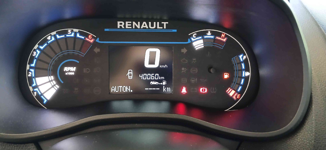 kwid zen 1.0 12v8