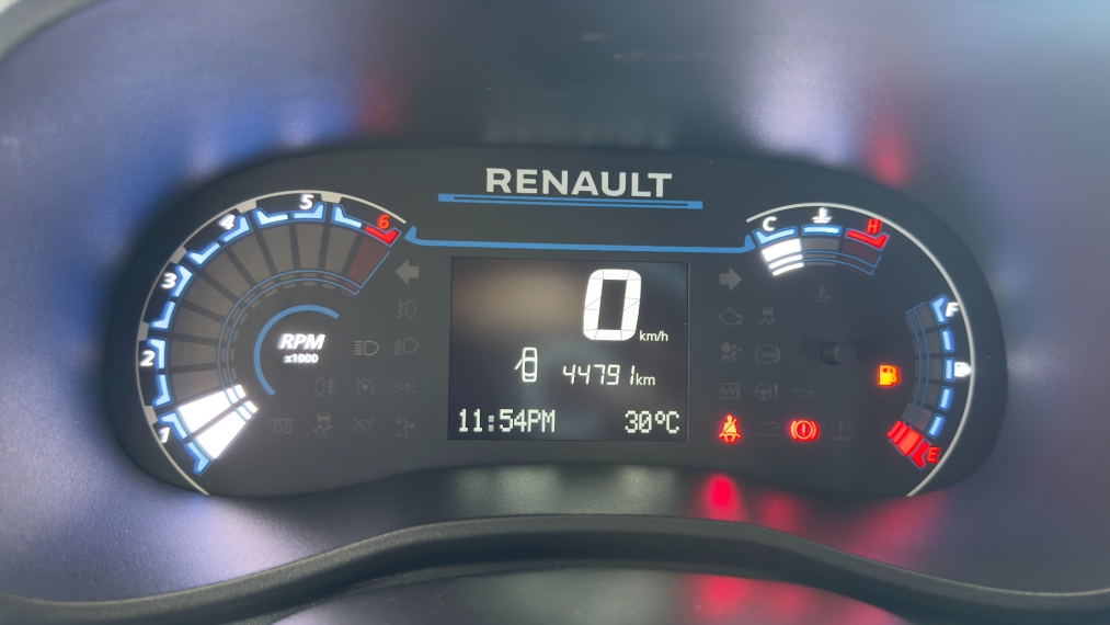 kwid zen 1.0 12v11