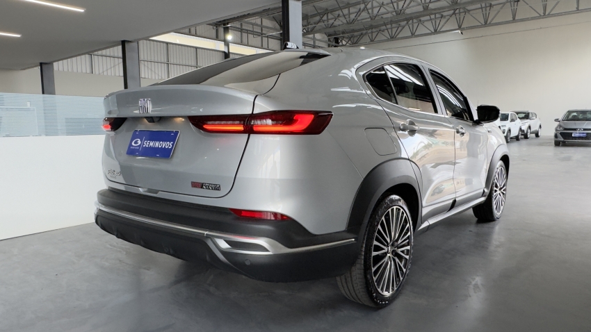 fiat fastback 1.3 flex automatico 20243
