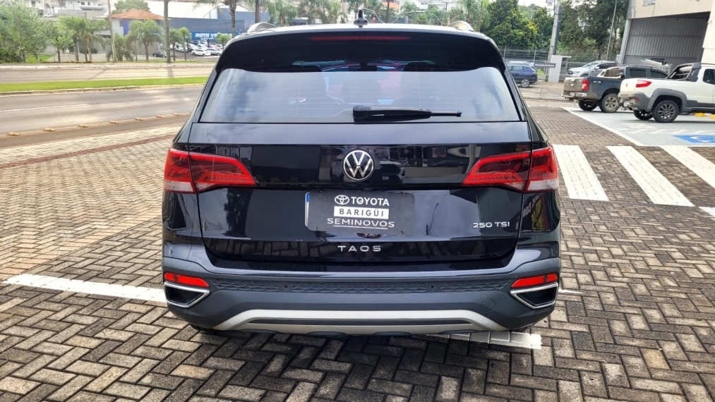 volkswagen taos 1.4 250 tsi total flex comfortline automatico 2022