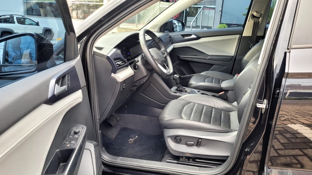 volkswagen taos 1.4 250 tsi total flex comfortline automatico 2022
