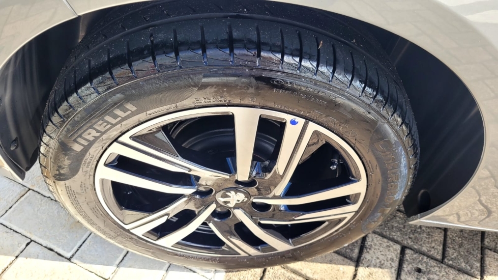 peugeot 208 1.0 turbo 200 flex griffe cvt 2024