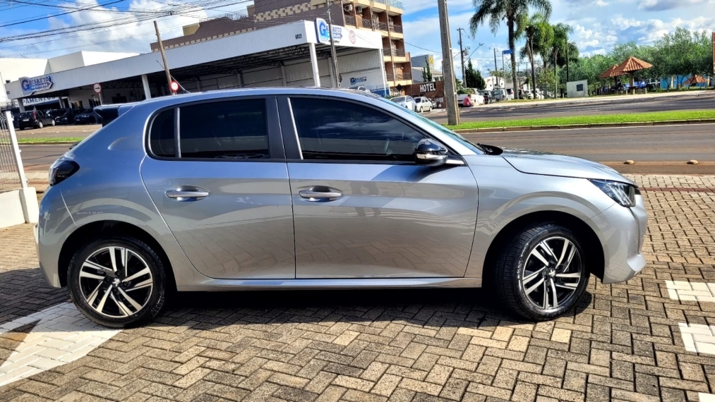 peugeot 208 1.0 turbo 200 flex griffe cvt 2024