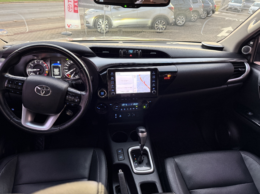 toyota hilux 2.8 d-4d turbo diesel cd srx 4x4 automatico 4p 2022