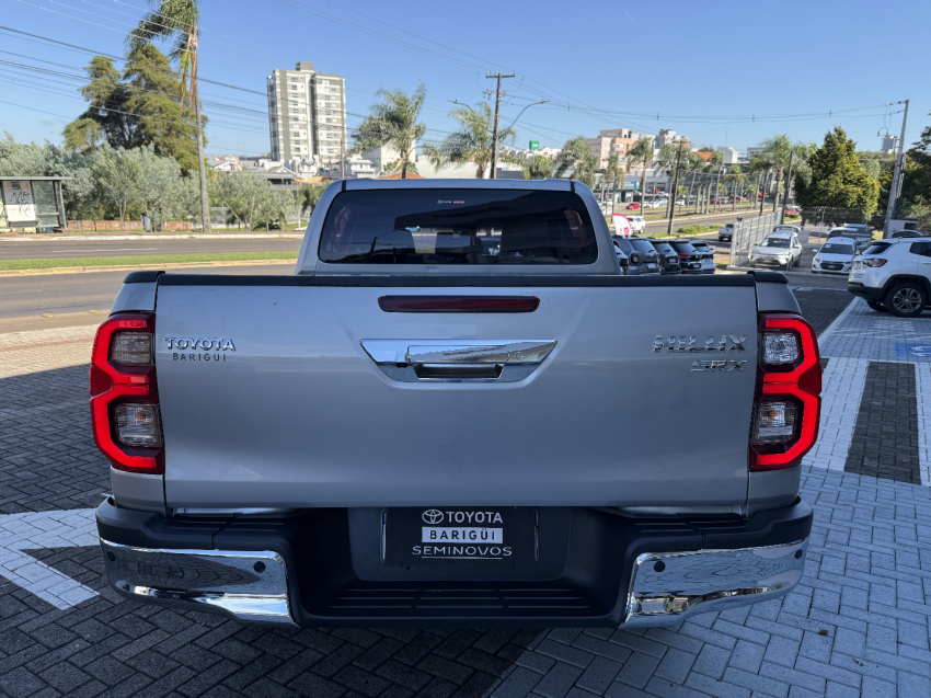 toyota hilux 2.8 d-4d turbo diesel cd srx 4x4 automatico 4p 2022