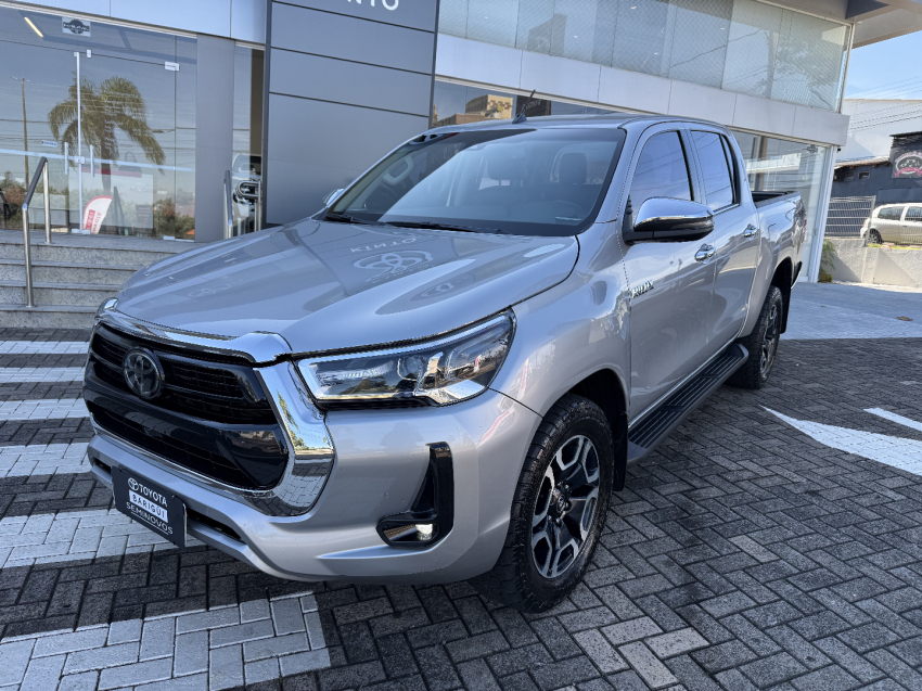 toyota hilux 2.8 d-4d turbo diesel cd srx 4x4 automatico 4p 2022