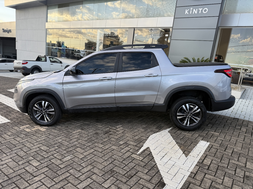 fiat toro 1.3 turbo 270 flex freedom at6 4p automatico 2025