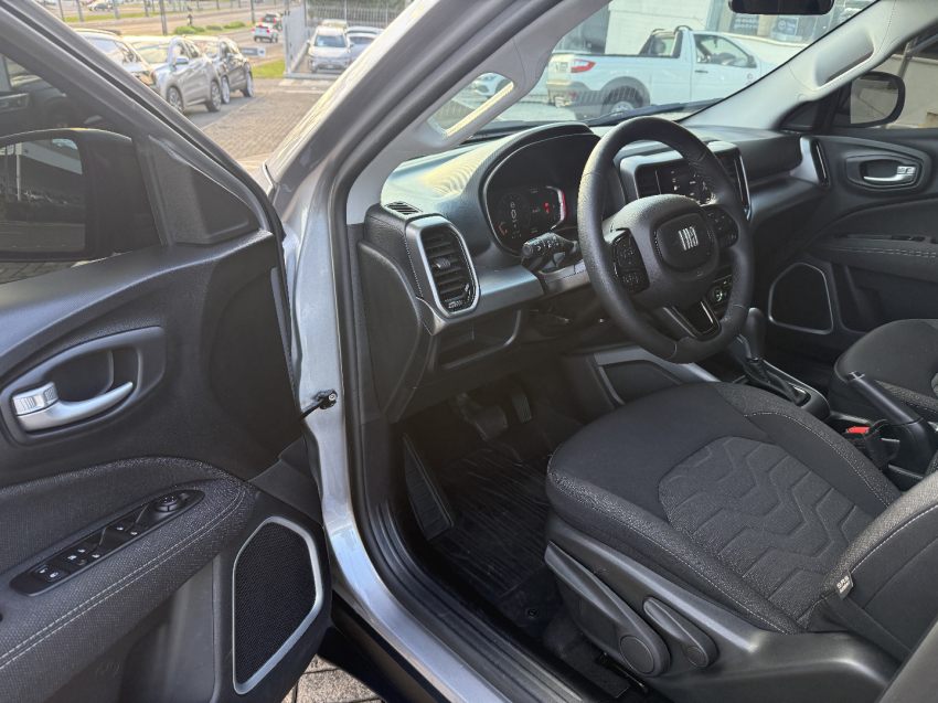 fiat toro 1.3 turbo 270 flex freedom at6 4p automatico 2025