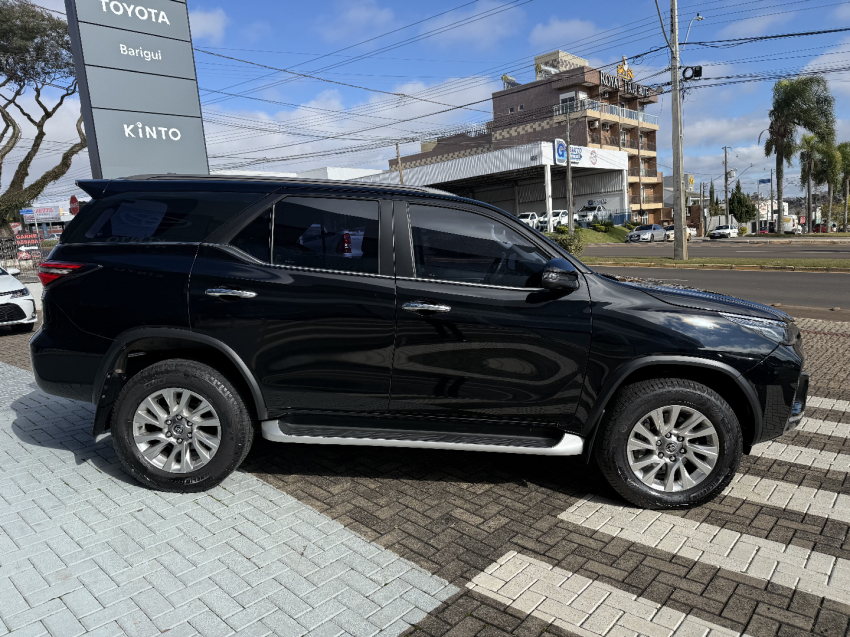 toyota hilux sw4 2.8 d-4d turbo diesel srx 4x4 automatico 4p 2022