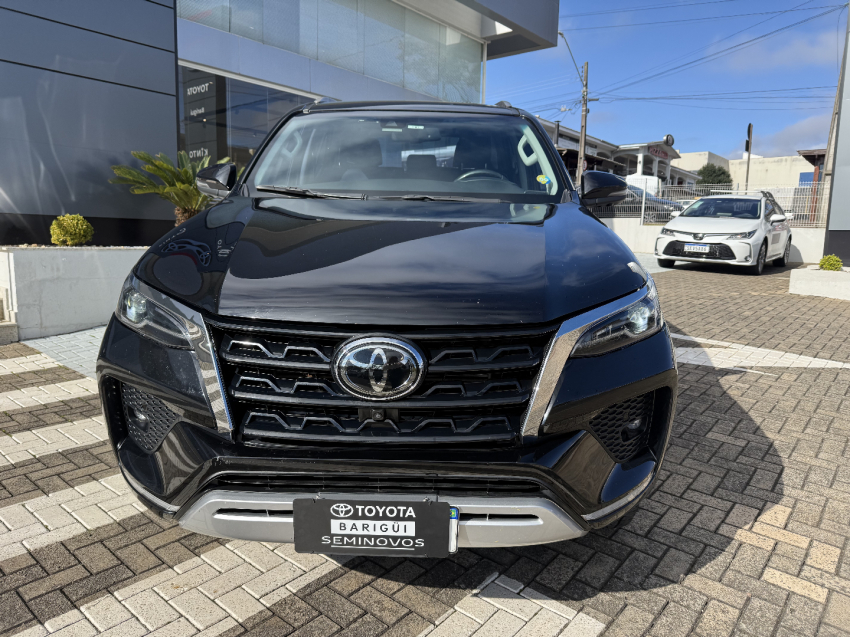toyota hilux sw4 2.8 d-4d turbo diesel srx 4x4 automatico 4p 2022