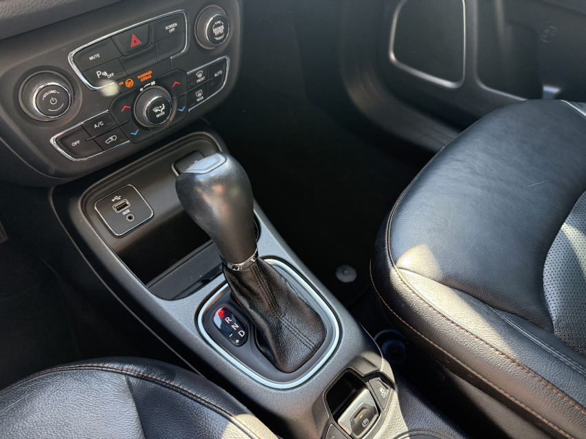 jeep compass 2.0 16v diesel longitude 4x4 automatico flex 4p 2018