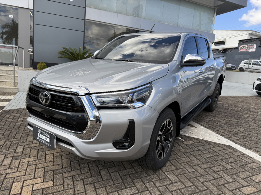 toyota hilux 2.8 d-4d turbo diesel cd srx 4x4 automatico 4p 2022