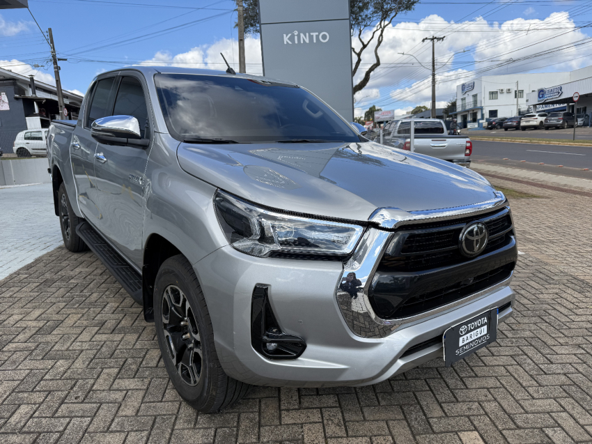 toyota hilux 2.8 d-4d turbo diesel cd srx 4x4 automatico 4p 2022