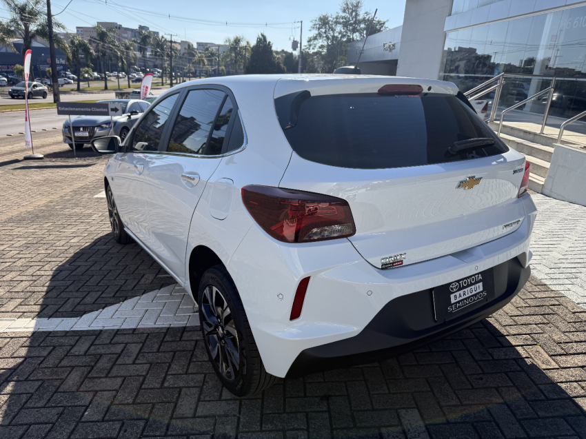 chevrolet onix 1.0 turbo flex premier automatico 4p 2025
