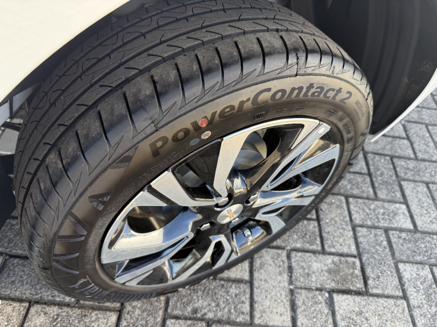 chevrolet onix 1.0 turbo flex premier automatico 4p 2025