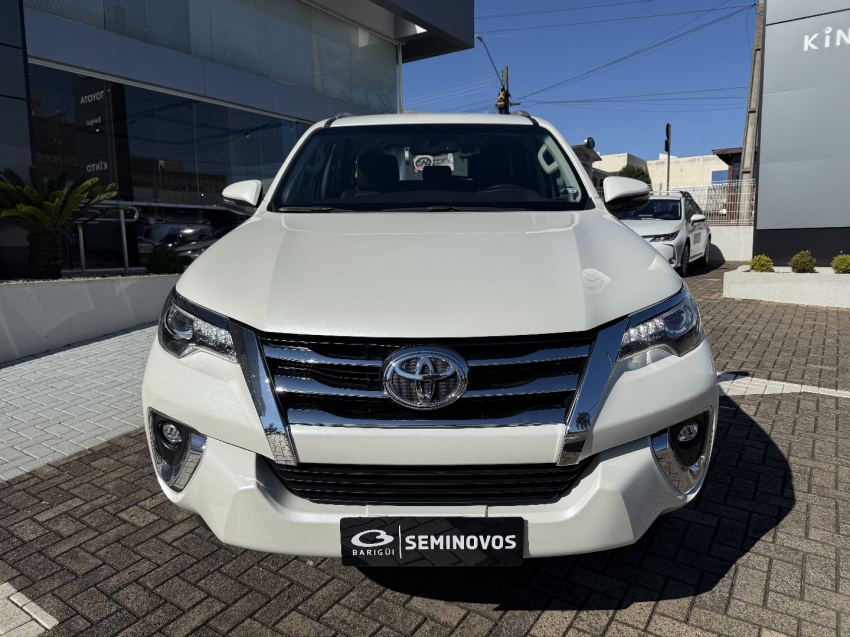 toyota hilux sw4 2.8 srx 4x4 16v turbo intercooler diesel 4p automatico 2019