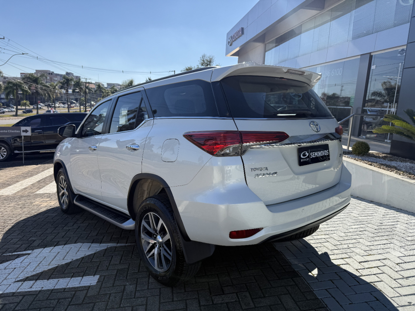 toyota hilux sw4 2.8 srx 4x4 16v turbo intercooler diesel 4p automatico 2019