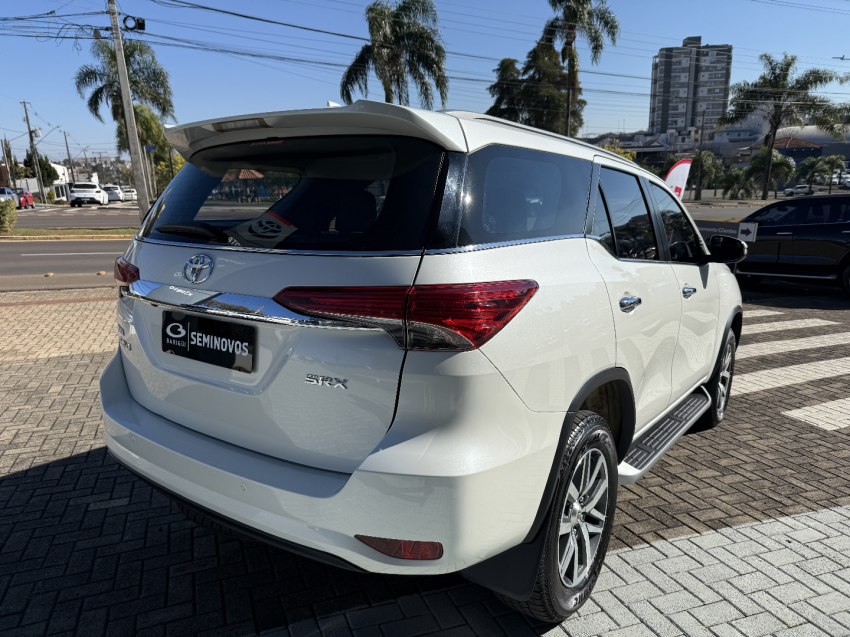 toyota hilux sw4 2.8 srx 4x4 16v turbo intercooler diesel 4p automatico 2019