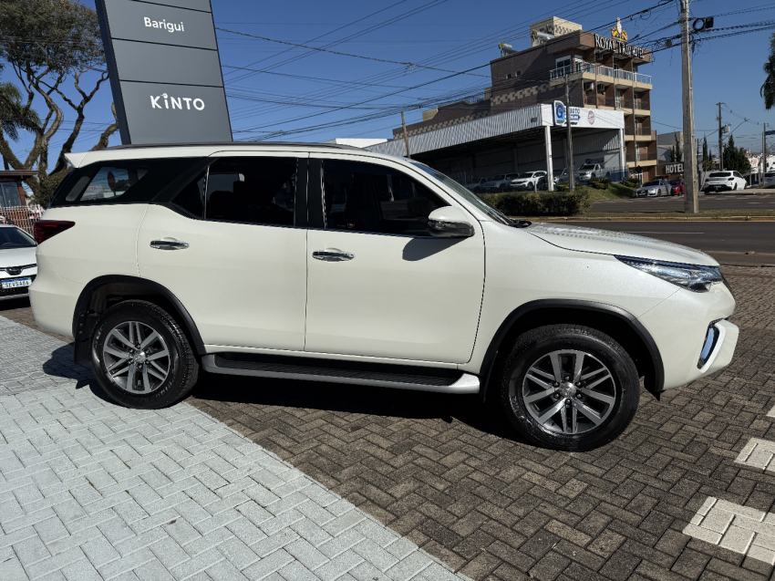 toyota hilux sw4 2.8 srx 4x4 16v turbo intercooler diesel 4p automatico 2019