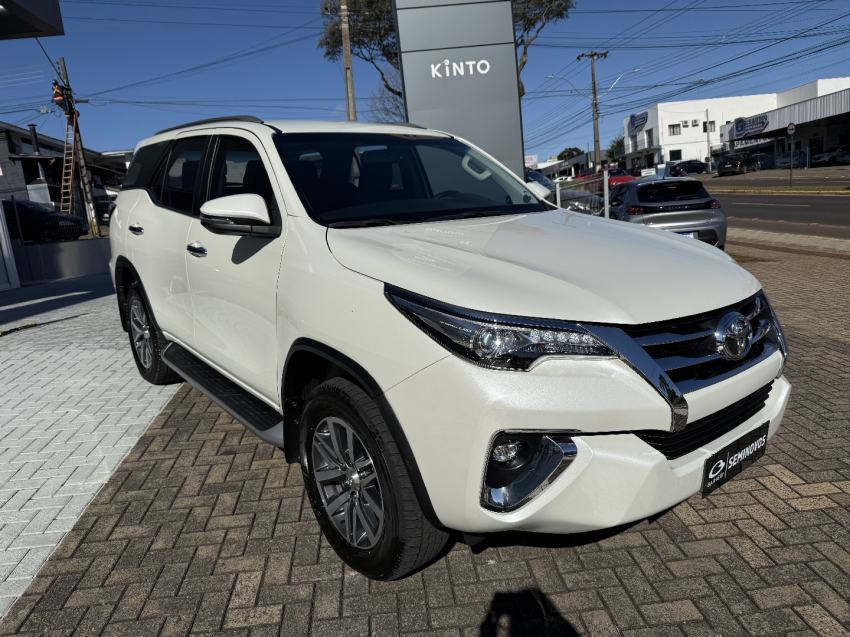 toyota hilux sw4 2.8 srx 4x4 16v turbo intercooler diesel 4p automatico 2019