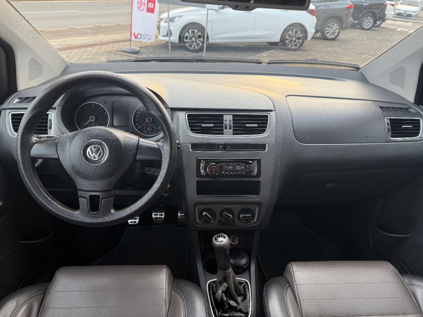 volkswagen spacefox 1.6 mi highline 8v flex 4p manual 2014