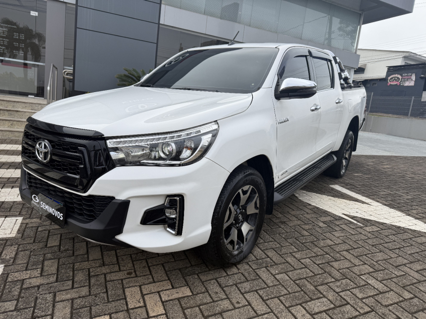 toyota hilux 2.8 srx 4x4 cd 16v diesel 4p automatico 2019