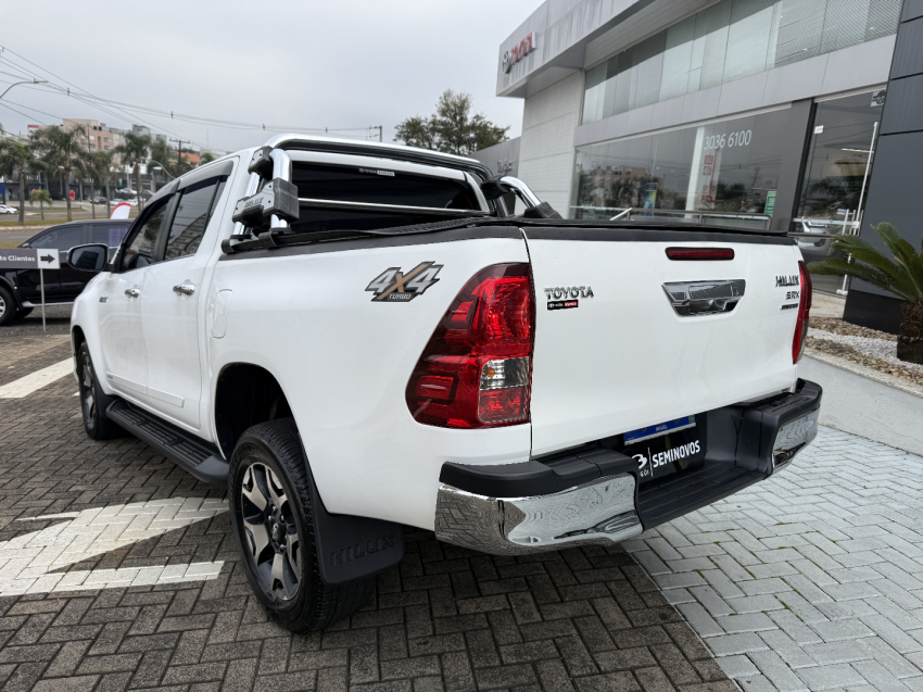 toyota hilux 2.8 srx 4x4 cd 16v diesel 4p automatico 2019