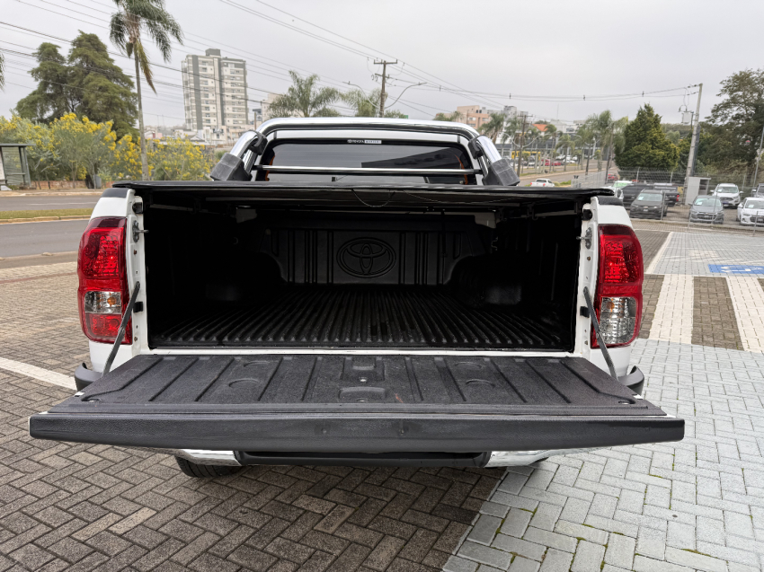 toyota hilux 2.8 srx 4x4 cd 16v diesel 4p automatico 2019