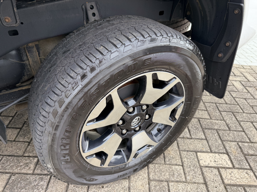 toyota hilux 2.8 srx 4x4 cd 16v diesel 4p automatico 2019