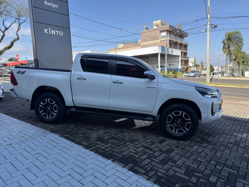 toyota hilux 2.8 d-4d turbo diesel cd srx 4x4 automatico 4p 2021