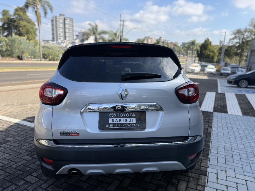 renault captur 1.6 16v sce flex intense x-tronic 4p automatico 2018
