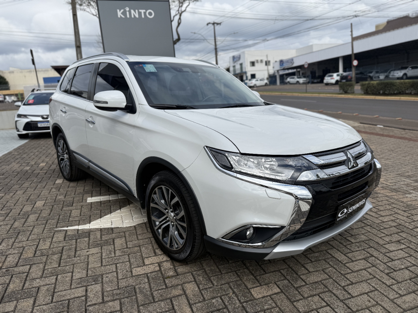 mitsubishi outlander 2.2 4x4 16v diesel 4p automatico 2018