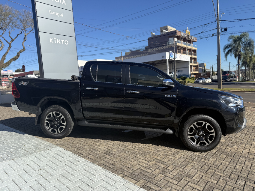 toyota hilux 2.8 d-4d turbo diesel cd srx 4x4 automatico 4p 2021