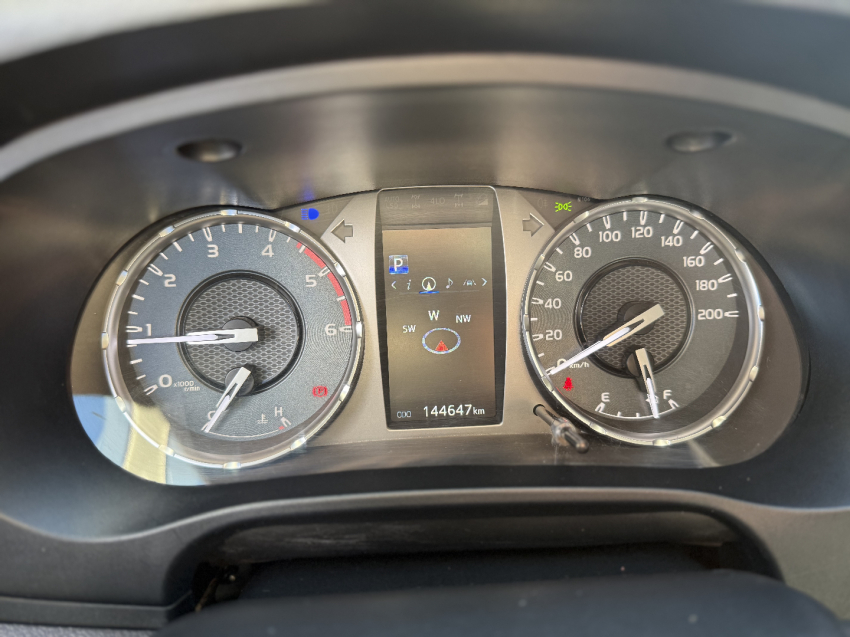 toyota hilux 2.8 d-4d turbo diesel cd srx 4x4 automatico 4p 2021