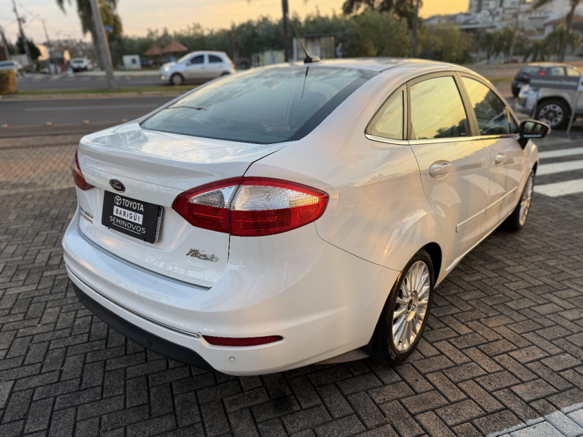 ford fiesta 1.6 titanium sedan 16v flex 4p powershift automatico 2015