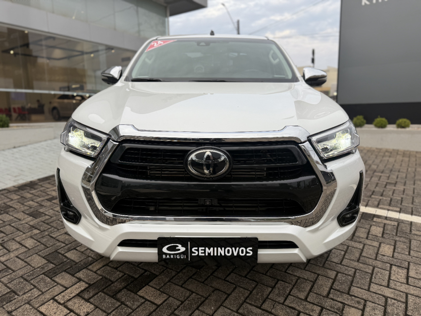 toyota hilux 2.8 d-4d turbo diesel cd srx 4x4 automatico 4p 2024