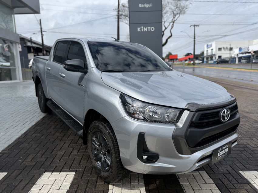 toyota hilux 2.8 d-4d turbo diesel cd sr 4x4 automatico 4p 2025