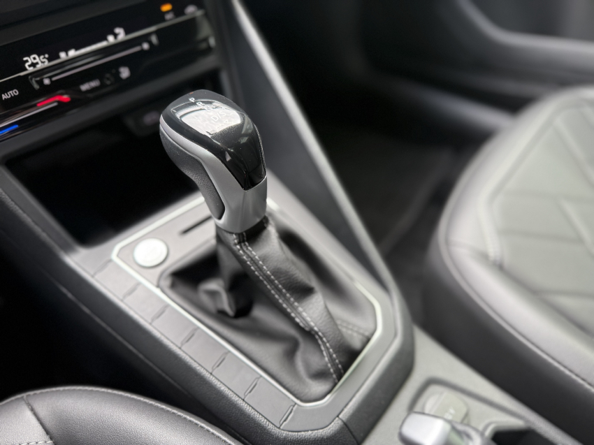 volkswagen virtus 1.4 250 tsi exclusive automatico flex 4p 2025