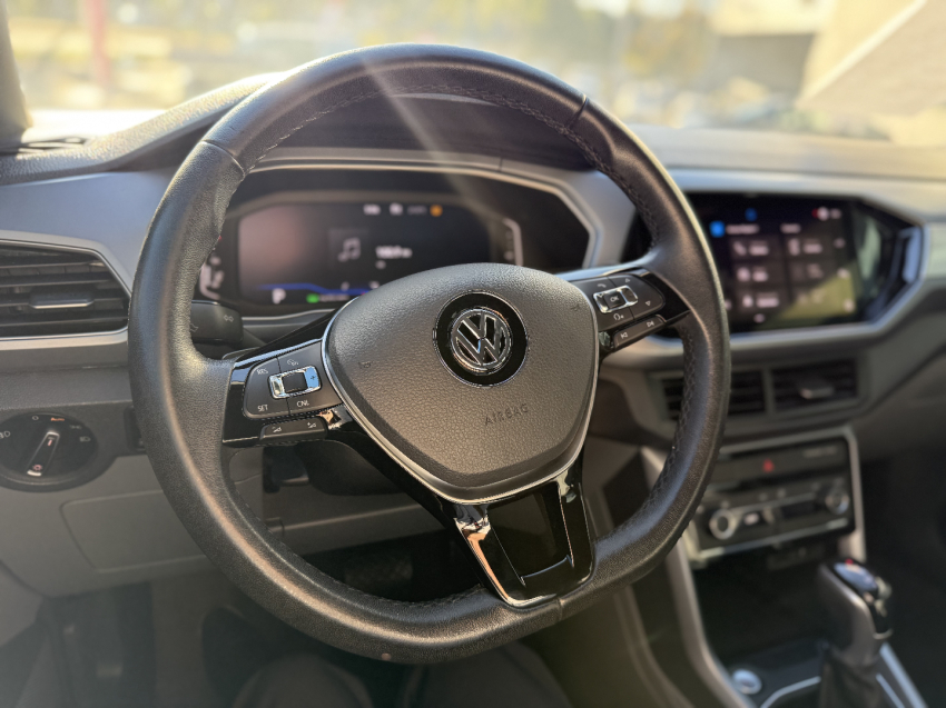 volkswagen t-cross 1.0 200 tsi total flex comfortline automatico 4p 2021