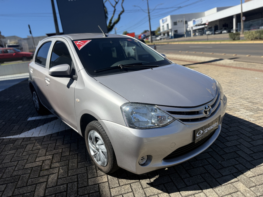 toyota etios 1.3 x 16v flex 4p manual 2017
