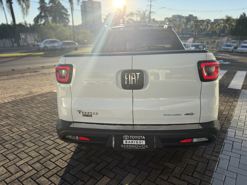 fiat toro 2.0 16v turbo diesel volcano 4wd at9 4p automatico 2020