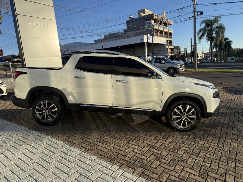 fiat toro 2.0 16v turbo diesel volcano 4wd at9 4p automatico 2020