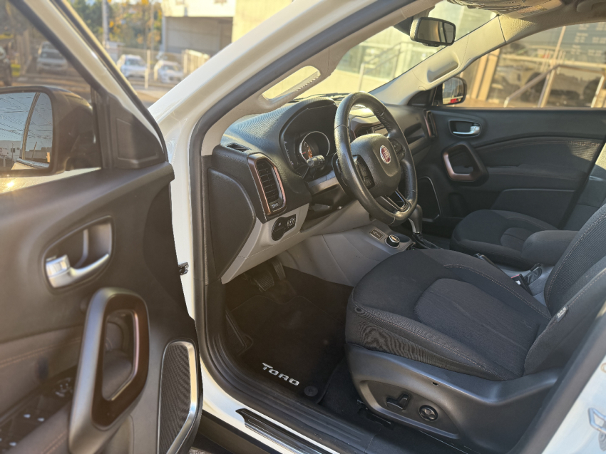 fiat toro 2.0 16v turbo diesel volcano 4wd at9 4p automatico 2020