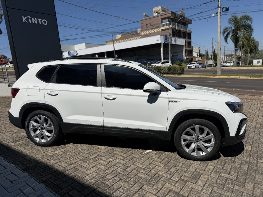 volkswagen taos 1.4 250 tsi total flex comfortline automatico 4p 2022