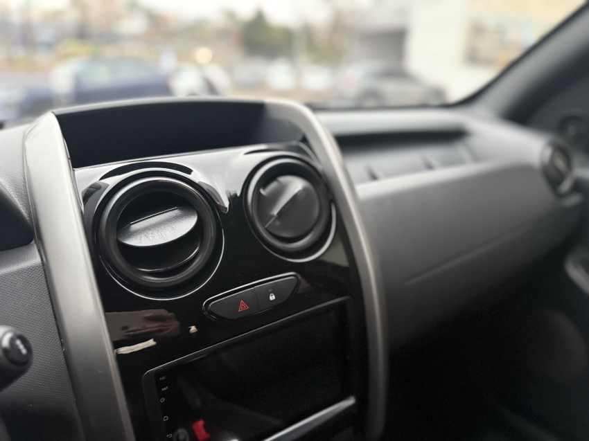 renault duster 1.6 16v sce flex authentique x-tronic 4p automatico 2019