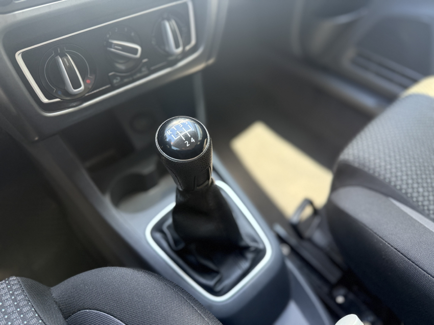 volkswagen fox 1.6 flex manual 2020